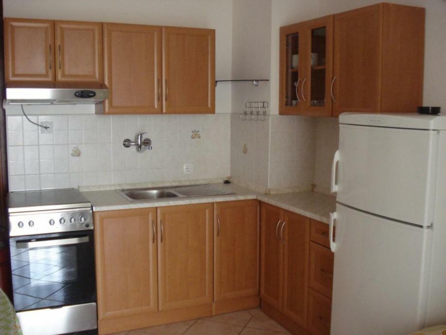 Kazeta A-14,broj 28 Apartman Skunca Kültér fotó